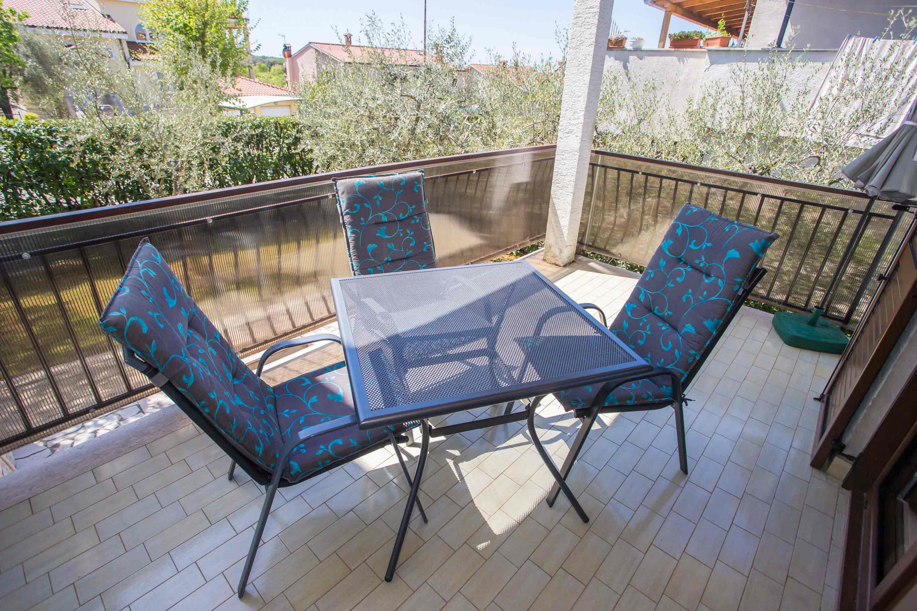 Apartment for 2-3 persons in Poreč - room - balcony